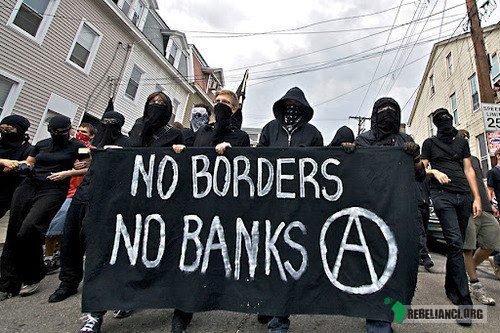 Bez granic, bez banków. –  