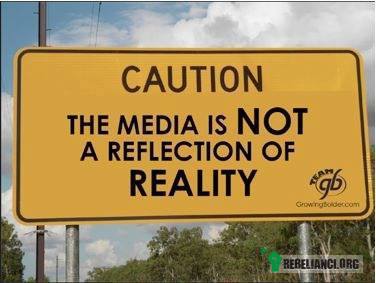 Uwaga! Media nie są odbiciem rzeczywistości –  